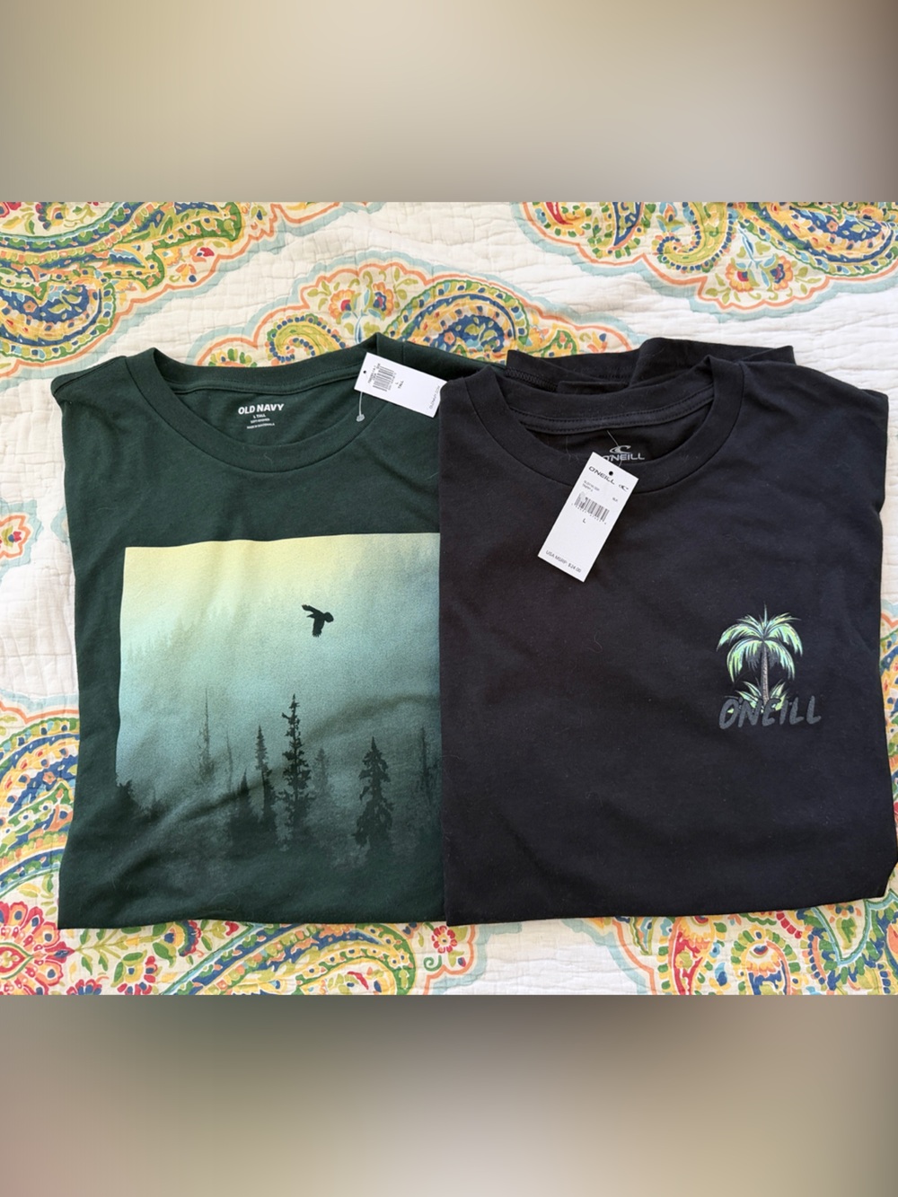 Old Navy and O’Neill Green & Black Graphic Short-Sleeve Tees – 2-Pack